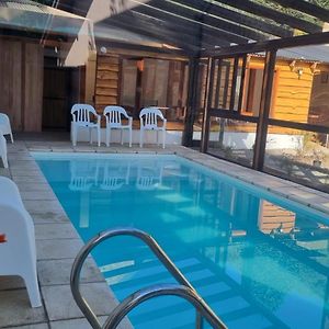 Cabana Con Piscina Cubierta